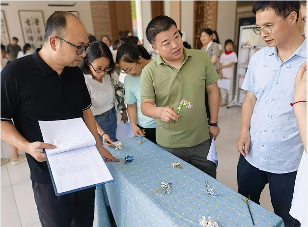 精彩社團展風(fēng)采 課后服務(wù)結碩果——掇刀區十里牌小學(xué)開(kāi)展課后服務(wù)社團展示考核