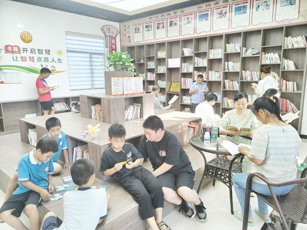“納涼點(diǎn)”送清涼(分離圖)納涼點(diǎn)圖二.j(9346553)-20240725085757